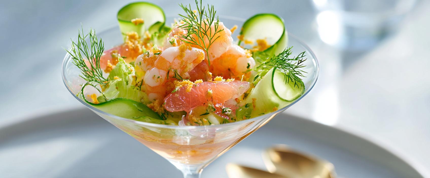 Garnalencocktail met Marie Rose, ijsbergsla, avocado en roze grapefruit